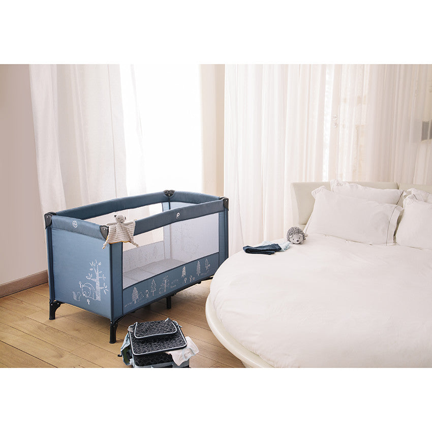 Kispli Our Little Friends Travel Cot - Maternity
